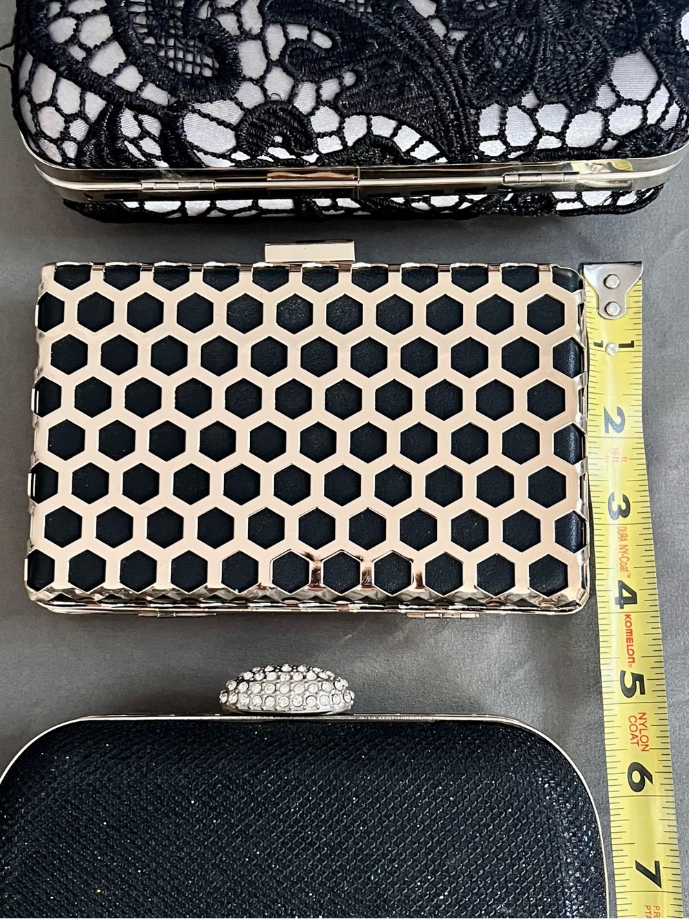 Lot Of 3 Clutches Handheld/Shoulder Bags/Purses Formal Black, Gold, & Silver - Picture 12 of 15